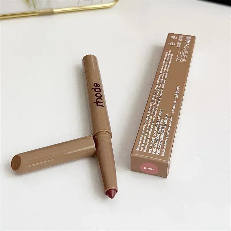 Lip Gloss e Bálsamo Labial: máscara natural hidratante para lábios secos.